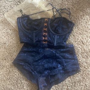 For love and lemons lingerie set new without tags